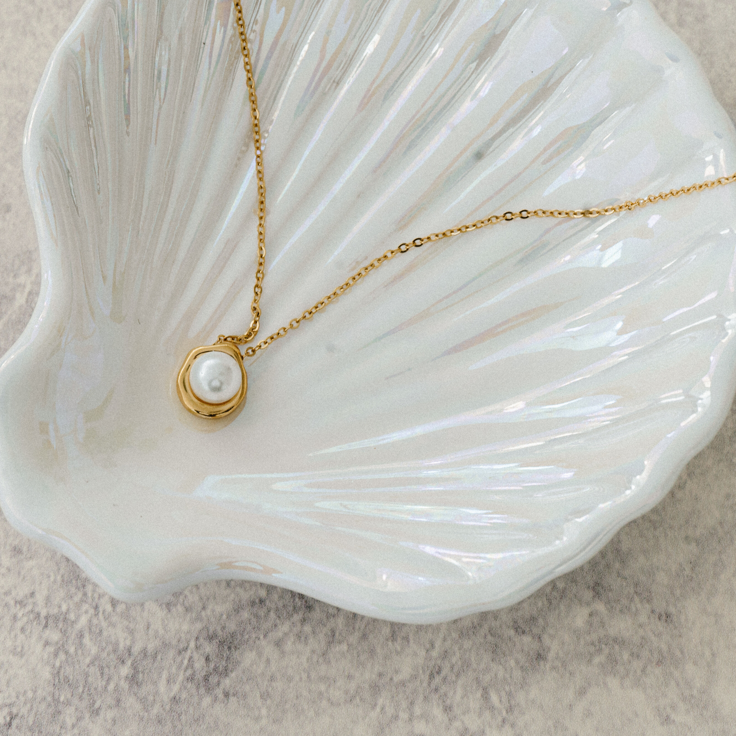 The Classic Pearl Necklace